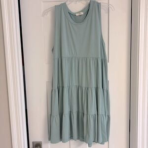 Sleeveless light green dress